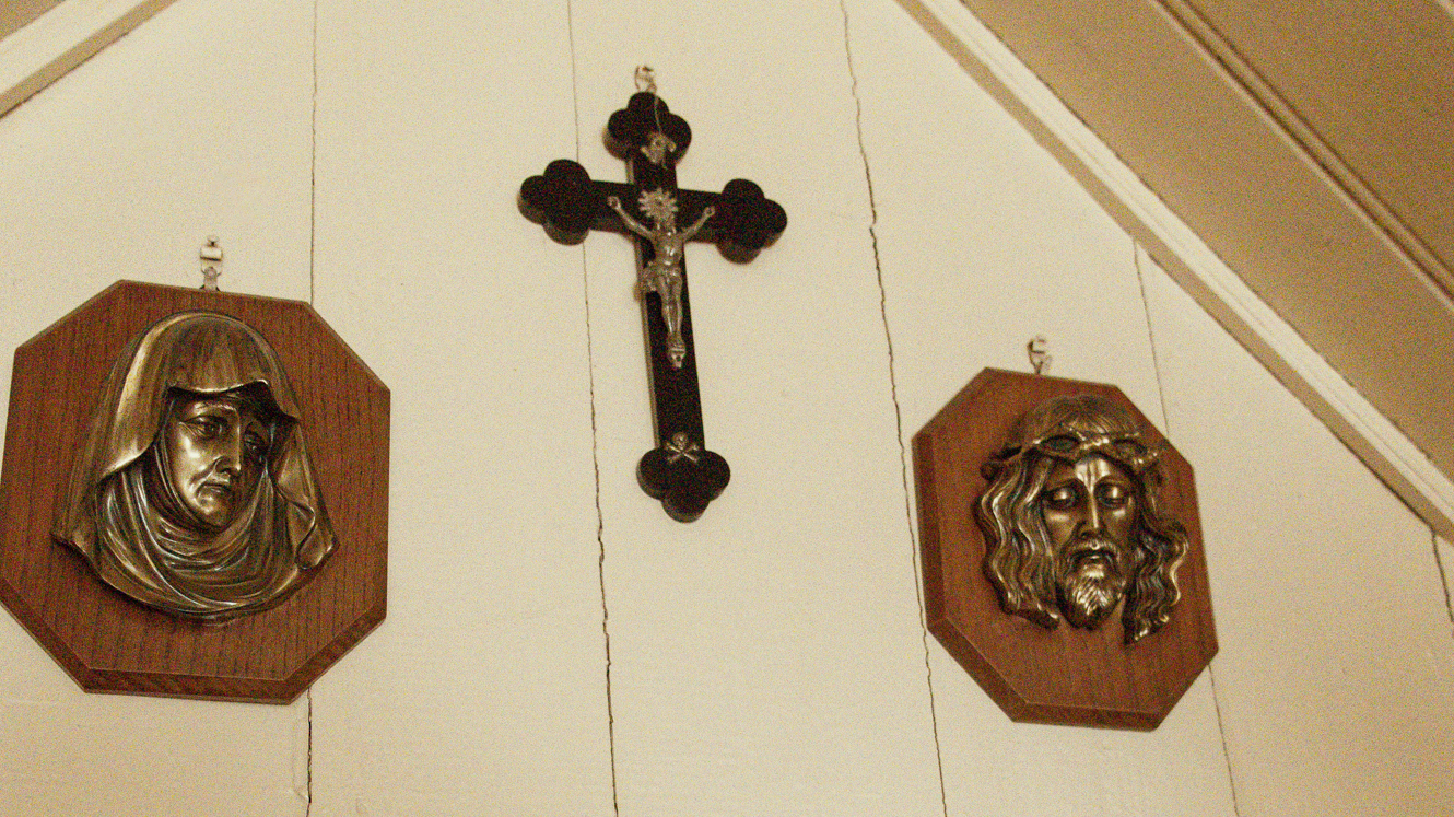 catholic-30x45